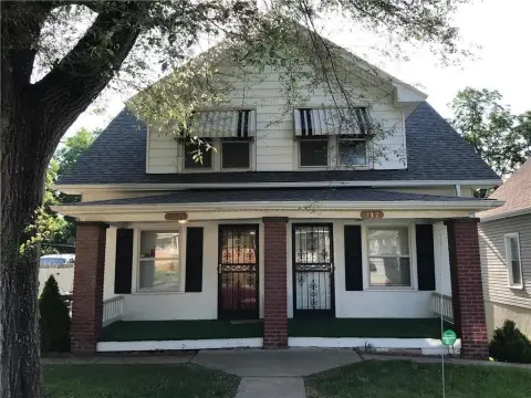Kansas City Duplex Opportunity