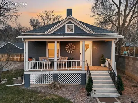 Renovated Duplex with Accessory Dwelling