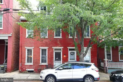 Lancaster Three-Unit Apartment Building