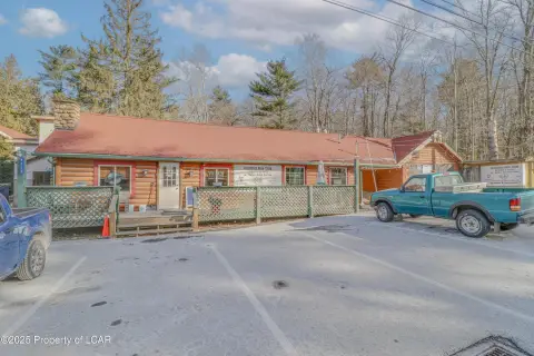 Bar & Pub with Cottage