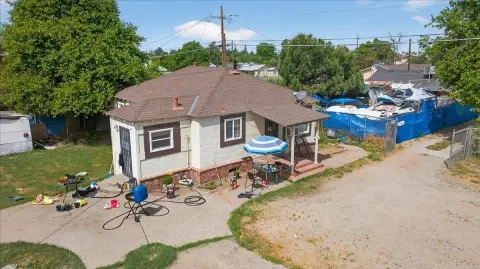Duplex with Fenced Yards