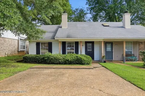 Duplex in Jackson, Mississippi