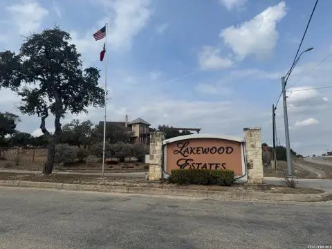 Lakewood Estates Corner Lot
