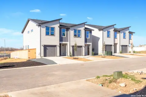 Newer Townhomes in Northwest San Antonio