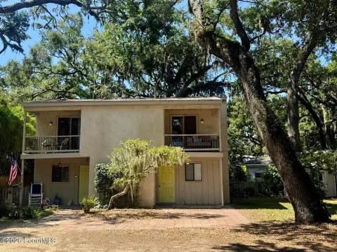 Two-Story Duplex