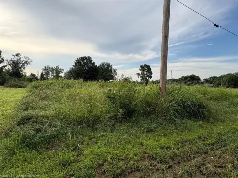 Residential Lot in Planned Community