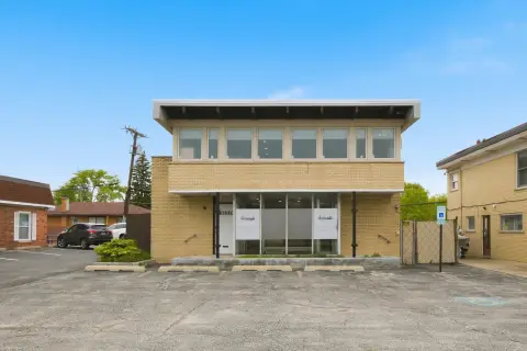 Westchester Mixed-Use Building For Sale