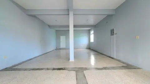 Corner Retail Storefront with AC