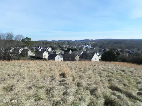 Knoxville Land with Mountain View