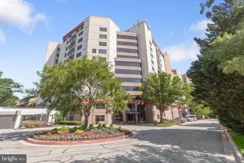 Fourth-Floor Residential Income Property