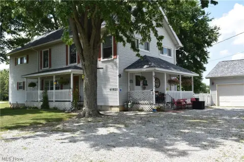 Duplex with 3-Car Garage