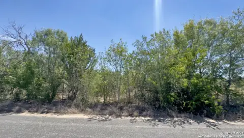 Unrestricted Land in Von Ormy, TX