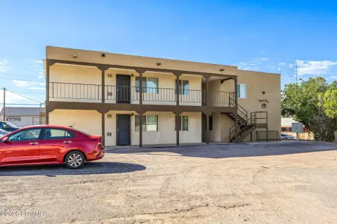 Fully Renovated 10-Unit Apartment Building