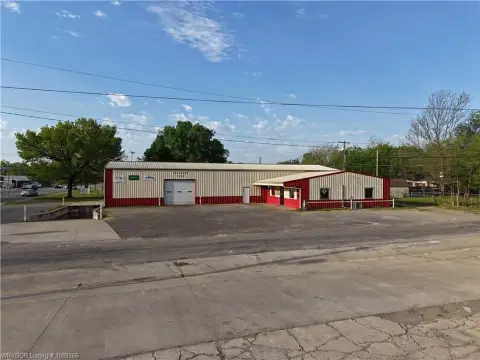 Heavener Commercial/Warehouse/Office Store