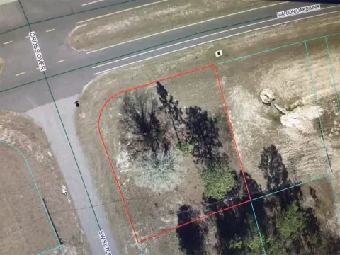 Oversized Corner Lot in Ocala