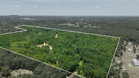 Unrestricted Hunting and Recreation Land