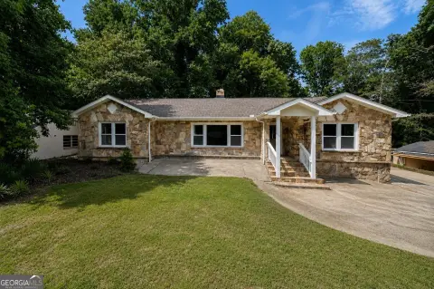 Renovated Triplex with Detached Garage