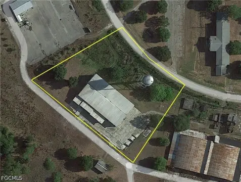 Warehouse with Walk-In Cooler