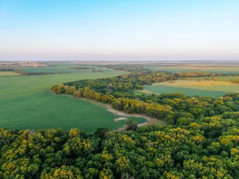 Recreational Farm with Creek