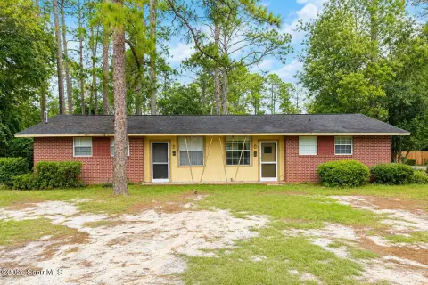 Duplex with Central Air