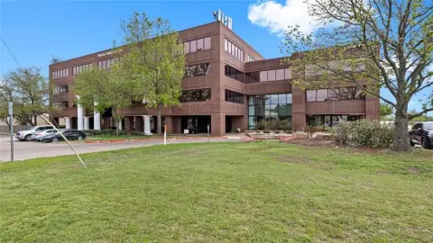 Sherman Office Building For Lease