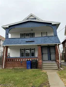 Renovated Duplex in Cleveland, OH