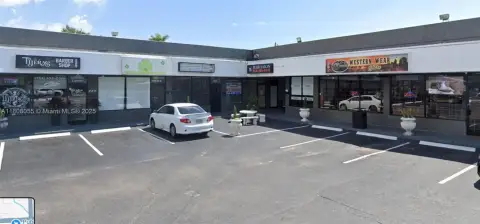 Oakland Park Retail Space Available