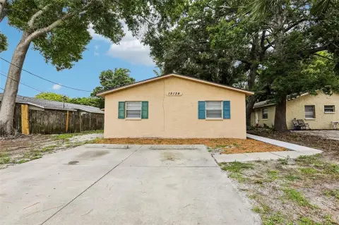 Renovated Duplex with Private Laundry
