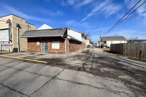 Mixed-Use Building in South Charleston