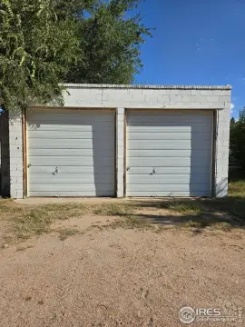 Functional Garage/Warehouse in Sterling, CO