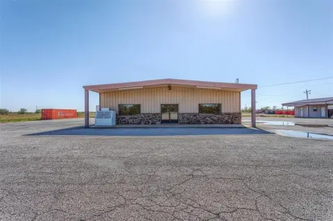 Sherman Industrial Space For Lease