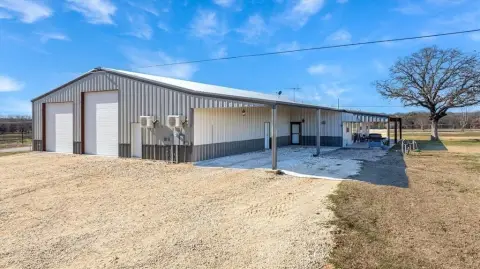 Industrial Live-Work Compound on 2.29 Acres