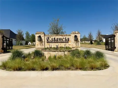 Weatherford Homesite in Gated Community