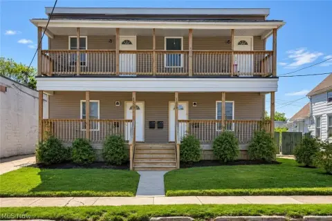 Renovated 4-Unit Quadplex