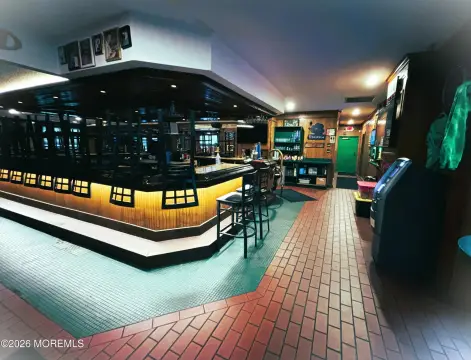 Restaurant and Bar Property