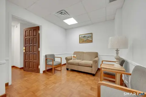Professional Office Suite in Stamford