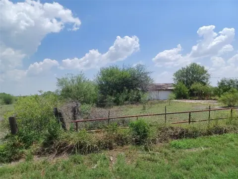 Land in Sinton, Texas