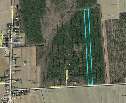 Wooded Land in Currituck County