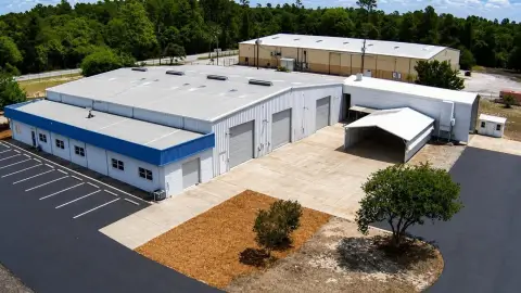 Flex Space with Secured Yard