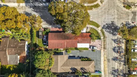 Corner Duplex with Two Parking Spaces