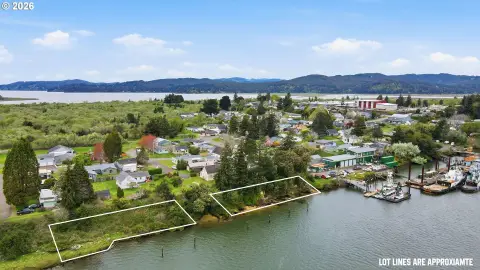 Waterfront Lot in Coos Bay