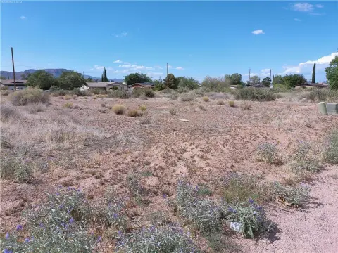 Kingman, AZ Land For Sale