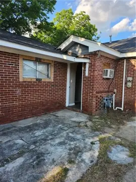 Fully Updated Three-Unit Property