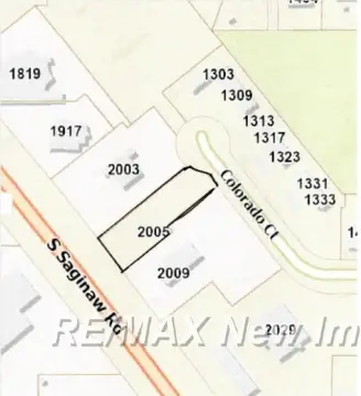 Commercial Land Near Drive-Through Restaurants