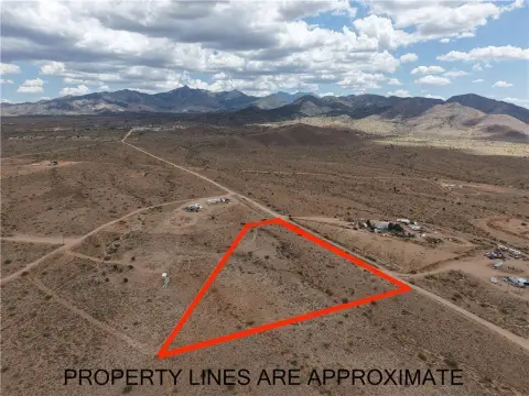 Kingman Land with Highway Frontage