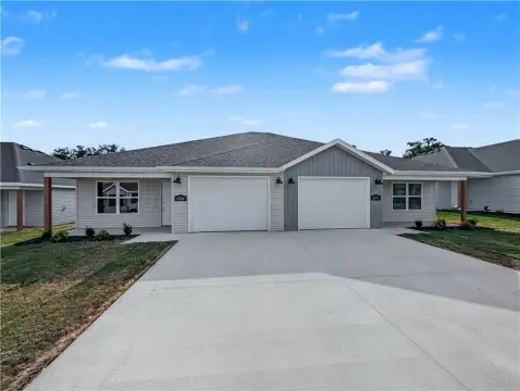 New Bentonville Duplex: Fully Leased