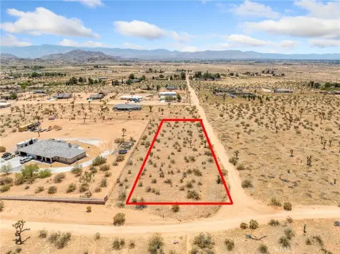 Apple Valley Land with Views