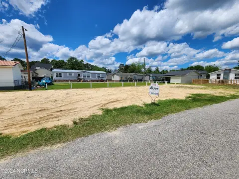 Residential Lot Near White Lake