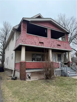 Income-Producing Duplex in Cleveland, OH