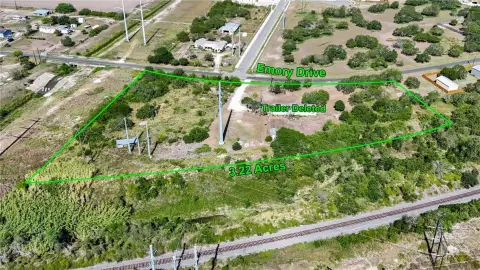 3.22 Acres in Calallen